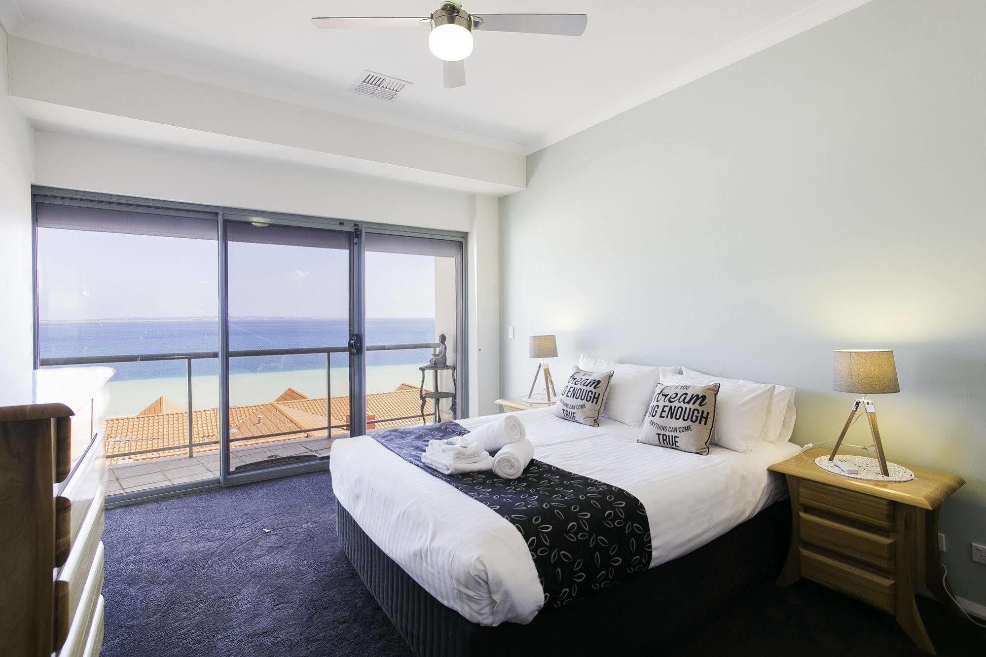 Boardwalk By Rockingham Apartments Exterior foto